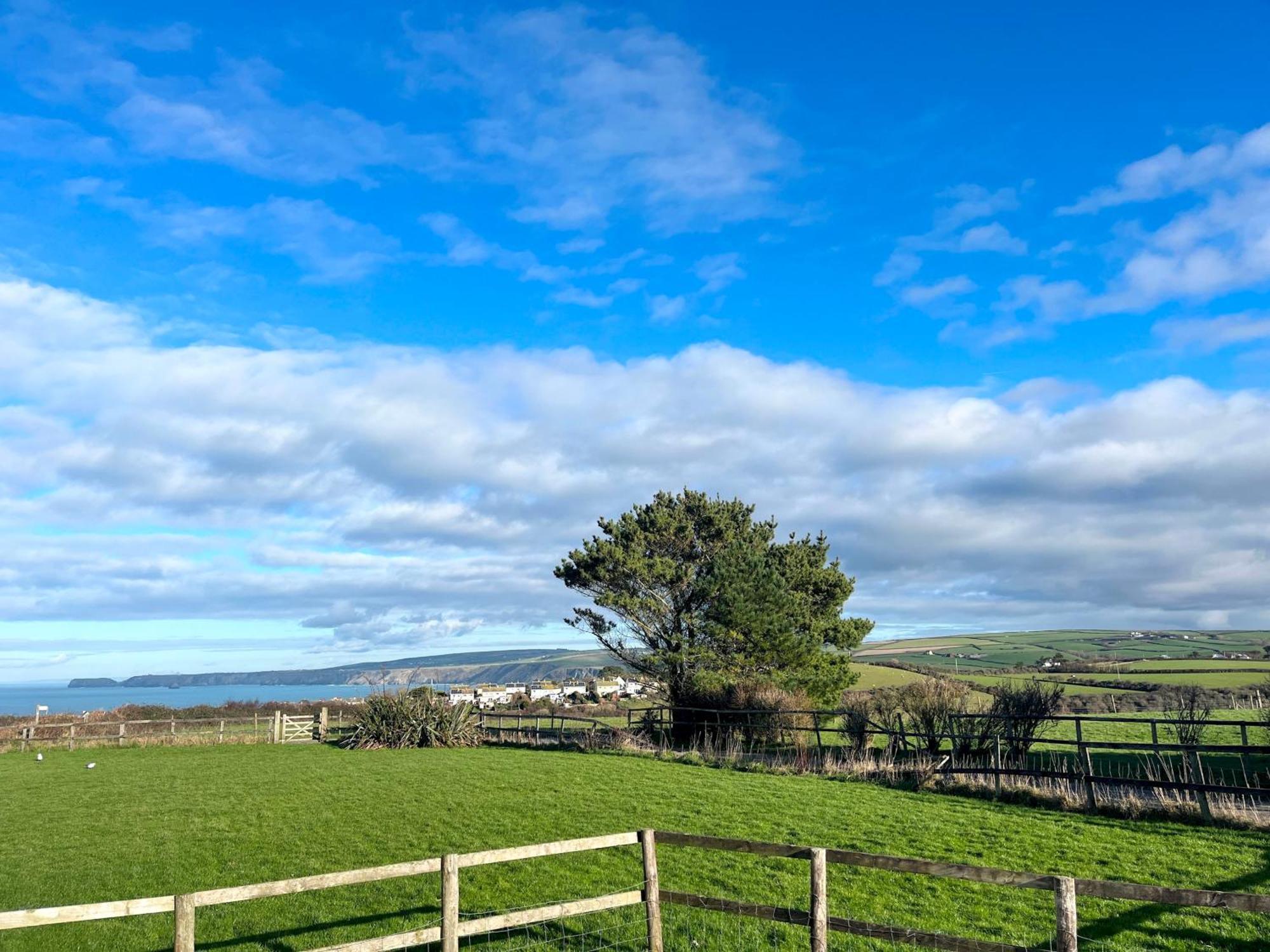 Spacious Home Sleeps 6 Short Walk To Port Isaac Village & Stunning Views מראה חיצוני תמונה